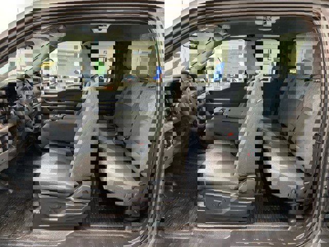 New 2025 Ford F250 XLT w/ FX4 Off-Road Package image 13