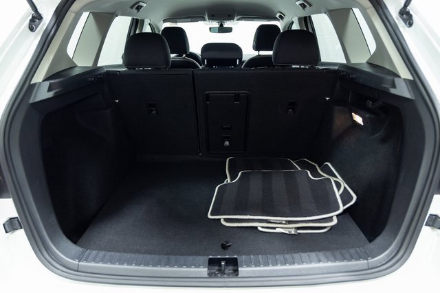 Used 2023 Volkswagen Taos S image 9