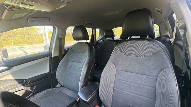 Used 2022 Volkswagen Taos SE AWD/4WD image 19