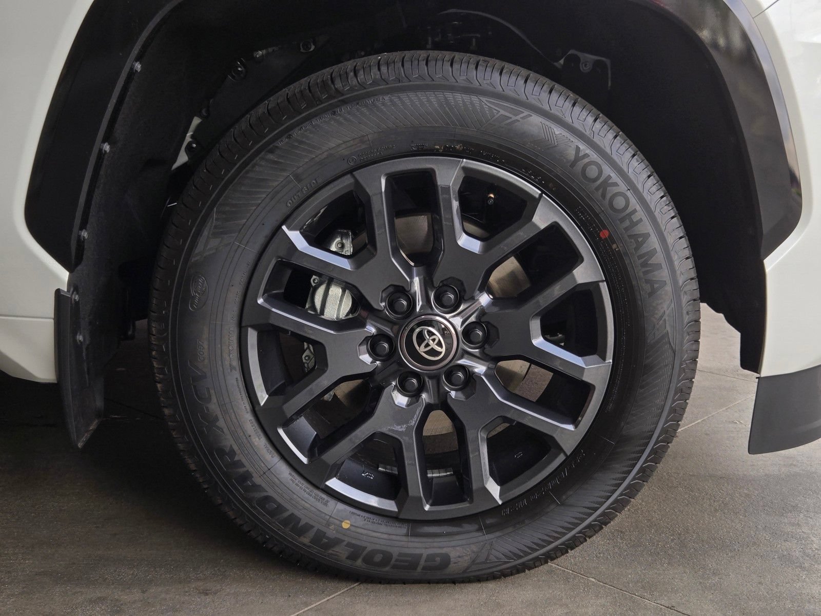 Certified 2026 Toyota Sequoia Platinum AWD/4WD image 5