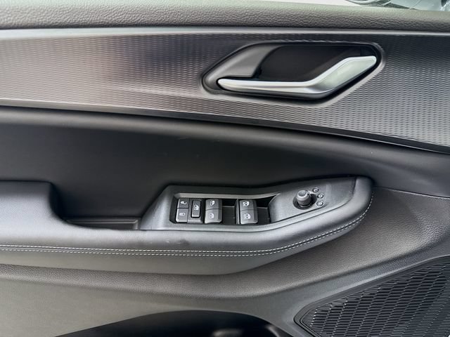 New 2025 Jeep Grand Cherokee Altitude AWD/4WD image 17
