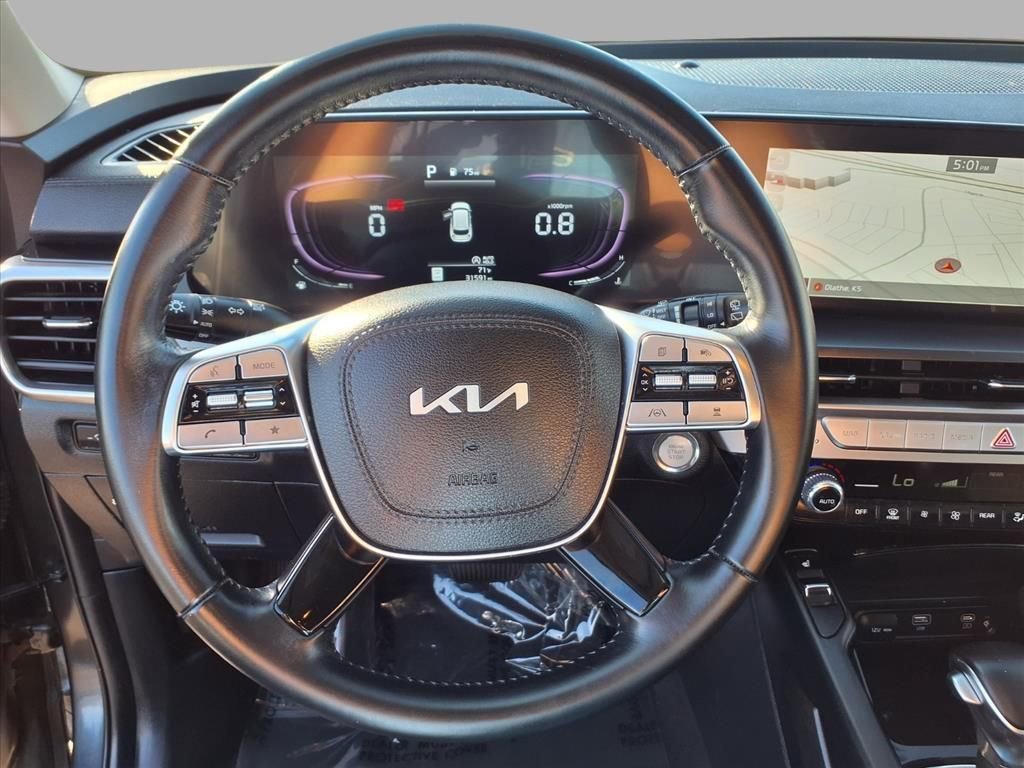 Used 2024 Kia Telluride S image 14