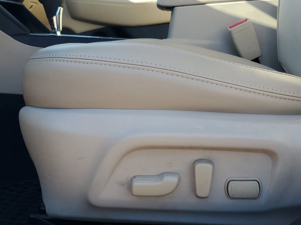 Used 2016 Subaru Outback 3.6R Limited image 9