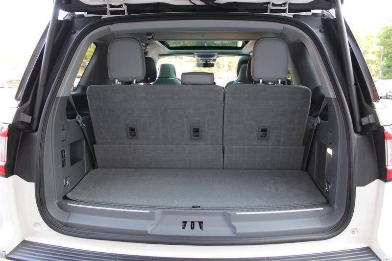 Used 2018 Lincoln Navigator Reserve w/ Technology Package AWD/4WD image 29