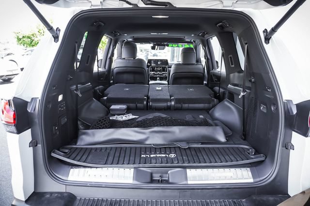 Used 2024 Lexus LX 600 4WD w/ Luxury Package image 23