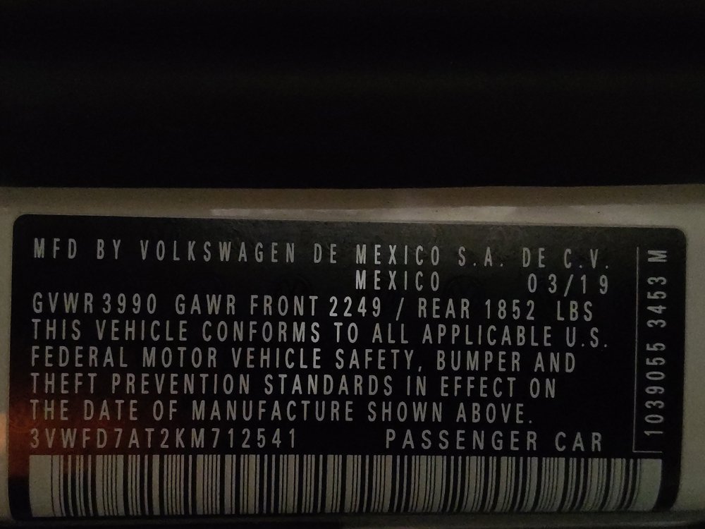 Used 2019 Volkswagen Beetle 2.0T S FWD image 33