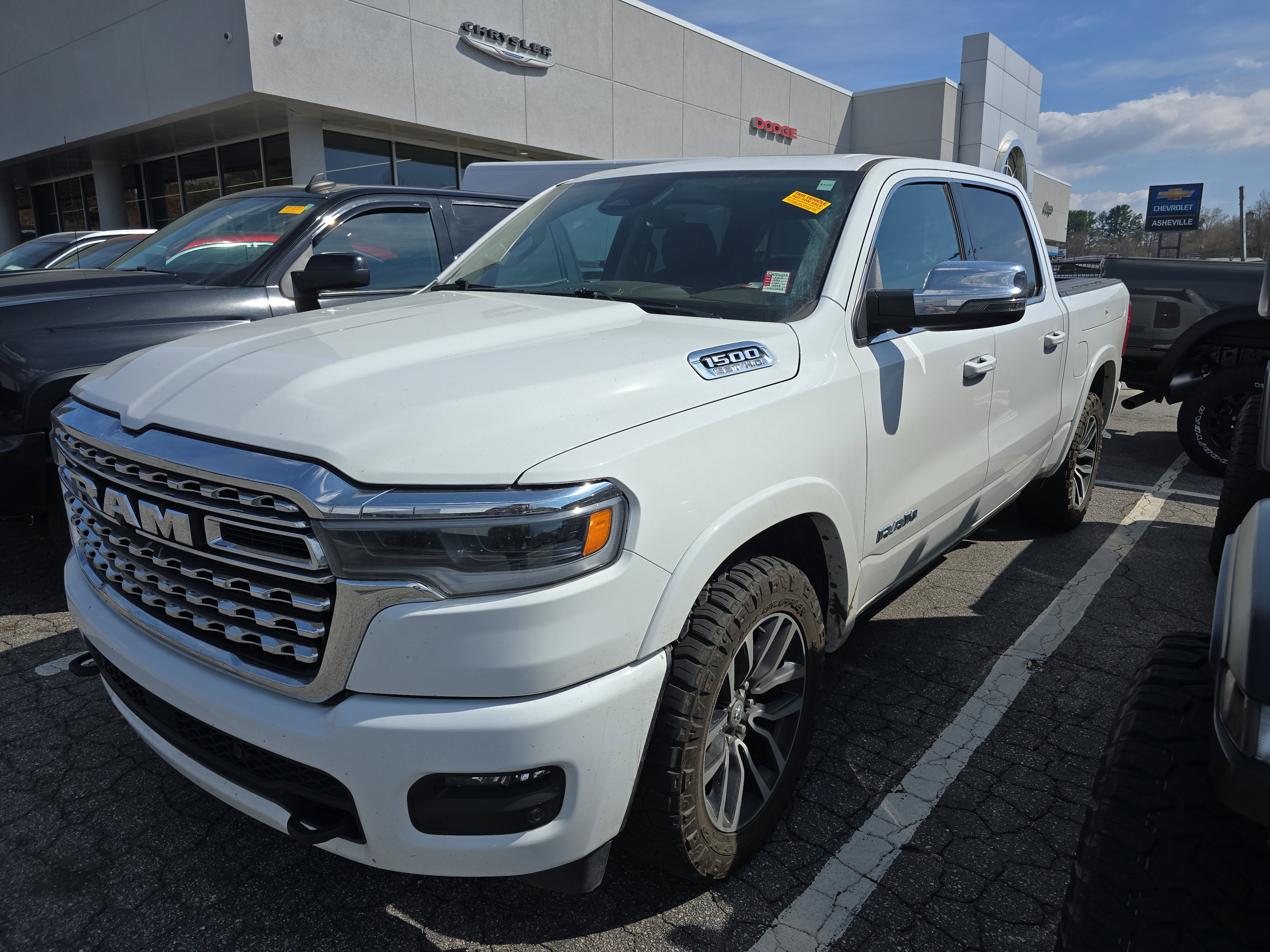 Used 2025 RAM 1500 Limited w/ Bed Utility Group image 4