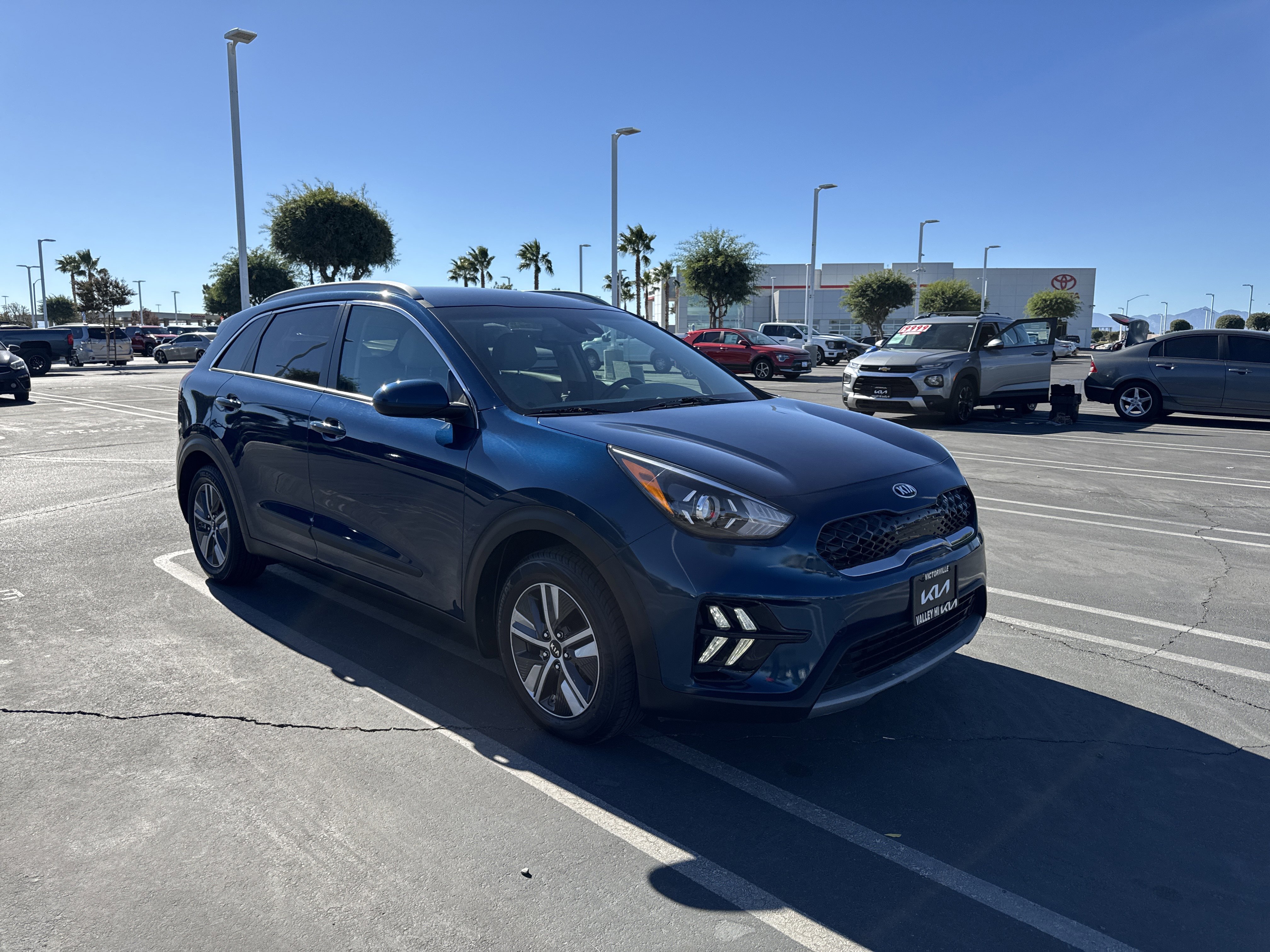 Certified 2020 Kia Niro LXS image 3