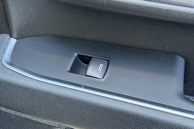 Used 2025 Chevrolet Silverado 2500 LT w/ Convenience Package image 22