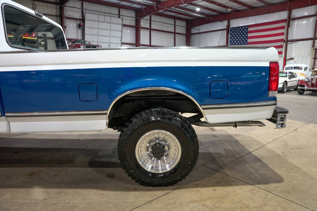 Used 1989 Ford F250 4x4 Regular Cab image 5