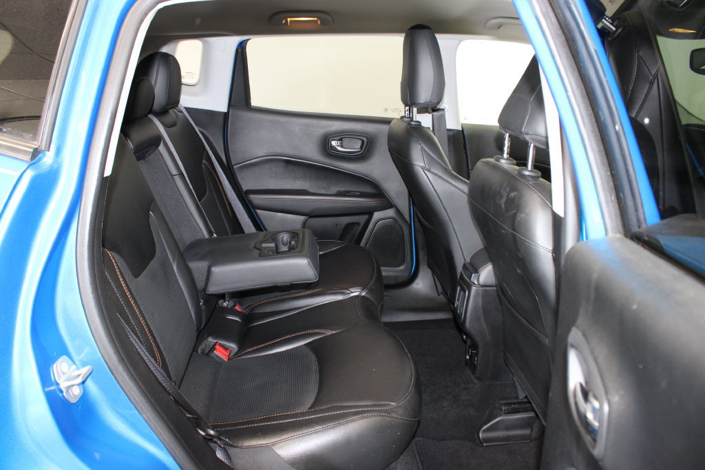 Used 2020 Jeep Compass Limited AWD/4WD image 9
