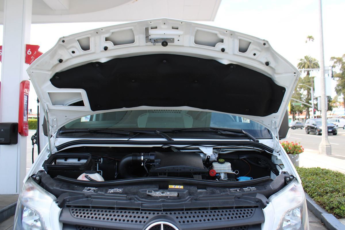 Used 2016 Mercedes-Benz Sprinter 3500 image 42