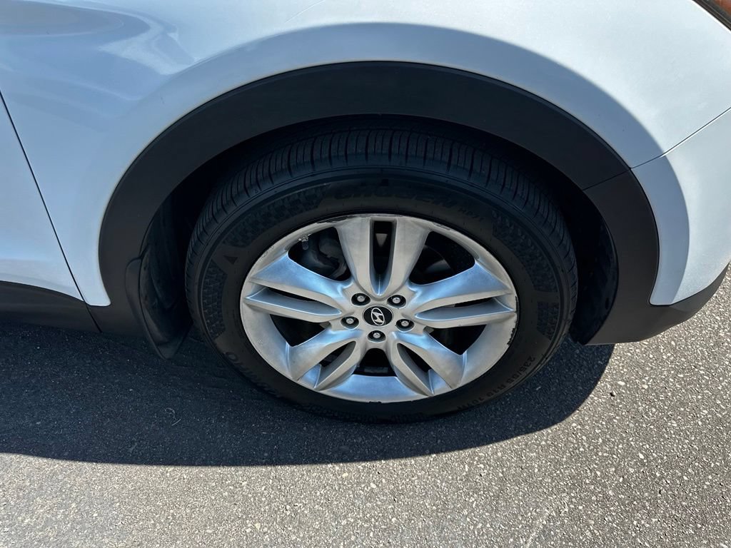Used 2013 Hyundai Santa Fe Sport 2.0T FWD image 13