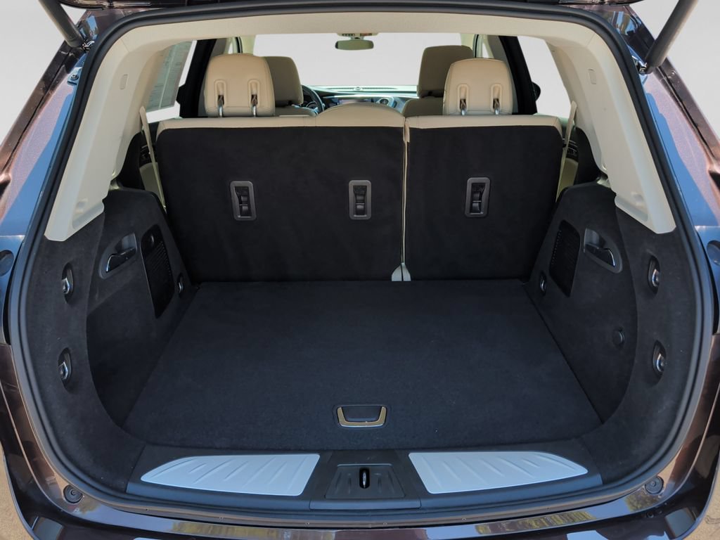Used 2020 Buick Envision Essence AWD/4WD image 38