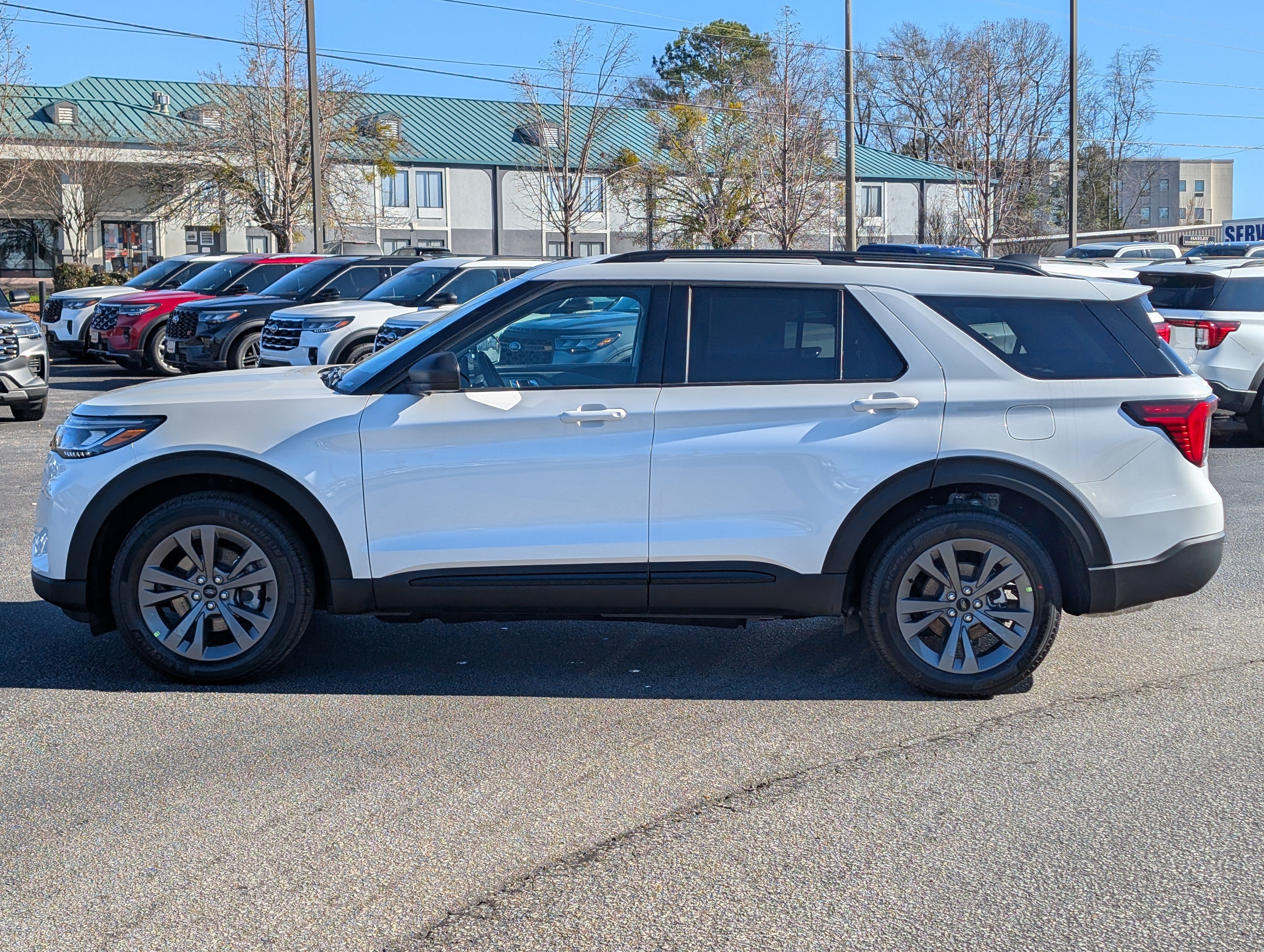 New 2026 Ford Explorer Active w/ Active Comfort Package AWD/4WD image 14