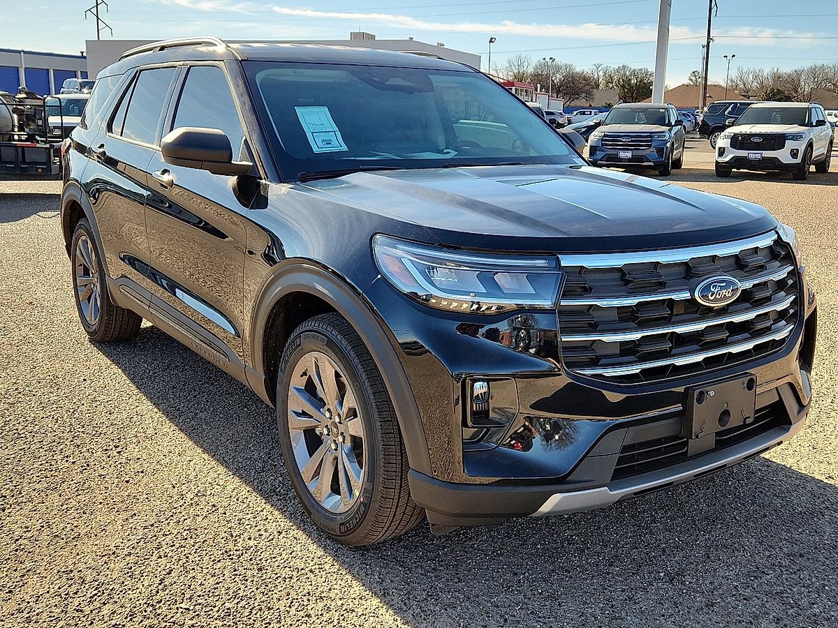 New 2026 Ford Explorer Active w/ Active Comfort Package AWD/4WD image 4