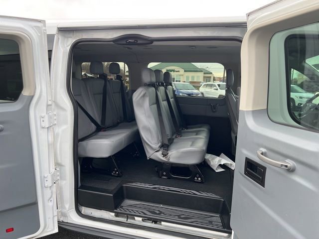 Used 2017 Ford Transit 150 XL image 9