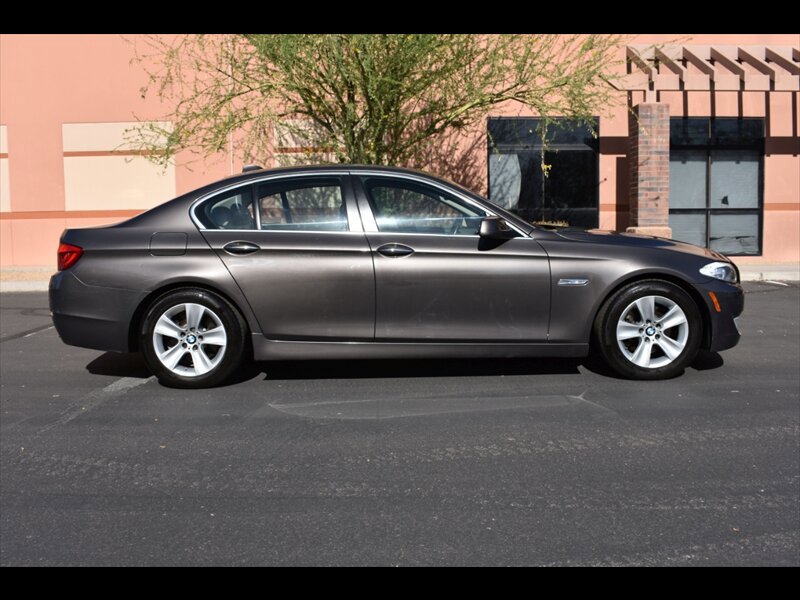 Used 2012 BMW 528i Sedan RWD image 1