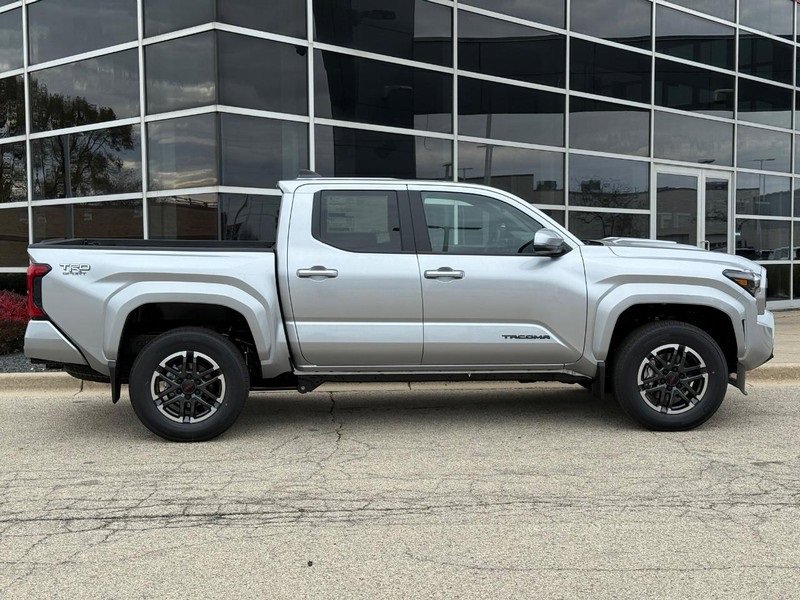 New 2025 Toyota Tacoma TRD Sport image 2