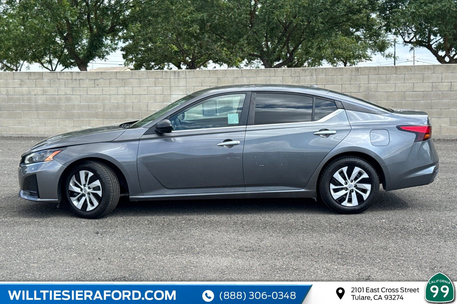 Used 2025 Nissan Altima 2.5 S FWD image 8