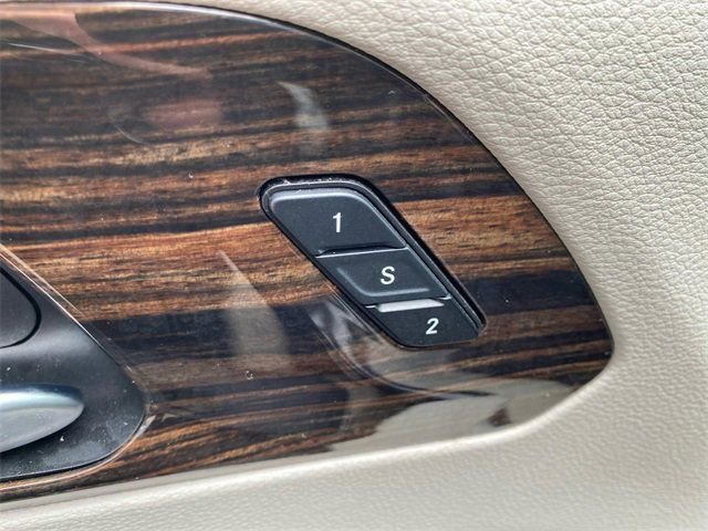 Used 2023 Chrysler Pacifica Limited image 12