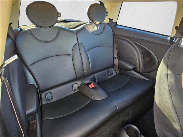 Used 2013 MINI Cooper Hardtop image 18