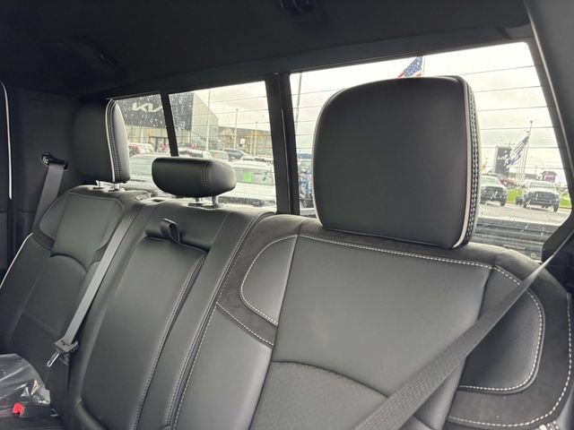 New 2025 RAM 2500 Laramie AWD/4WD image 27