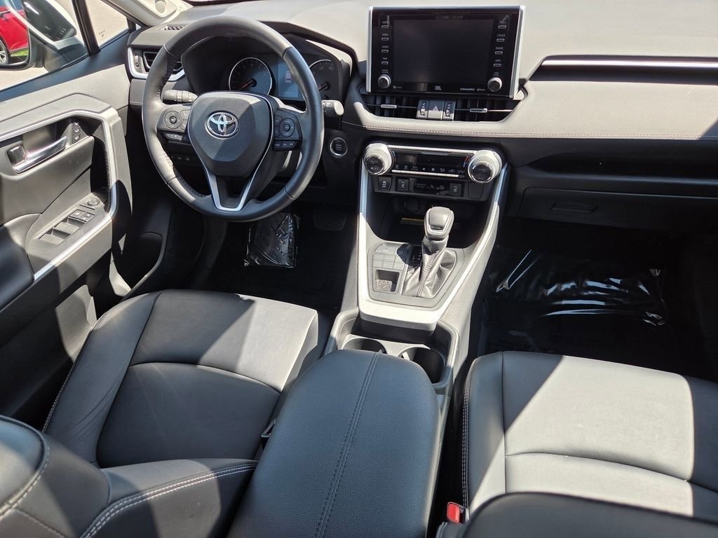 Used 2019 Toyota RAV4 XLE Premium w/ Advanced Technology Package image 33