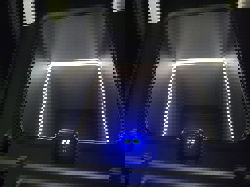 New 2026 Land Rover Discovery Limited Edition image 36