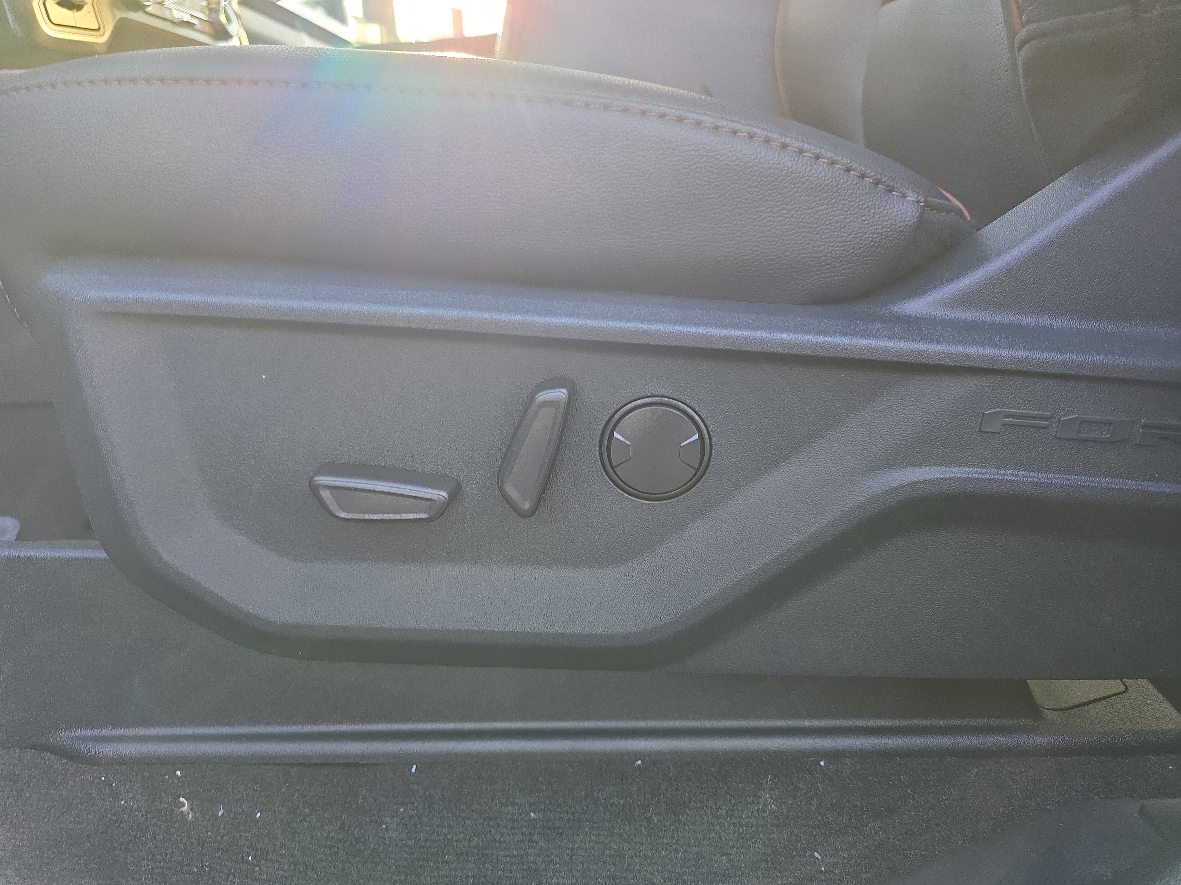 New 2026 Ford F350 Lariat image 14