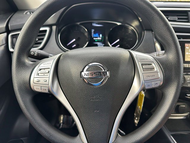 Used 2015 Nissan Rogue S FWD image 41
