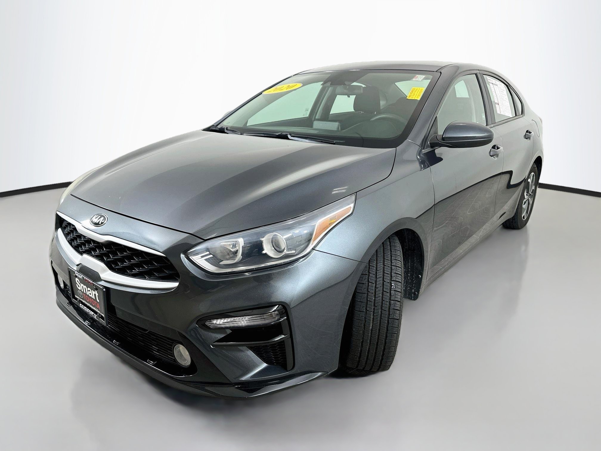 Used 2020 Kia Forte LXS FWD image 3
