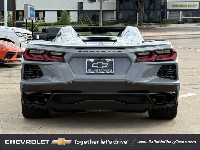 Used 2024 Chevrolet Corvette Stingray Preferred Conv w/ Stealth Interior Trim Package RWD image 7