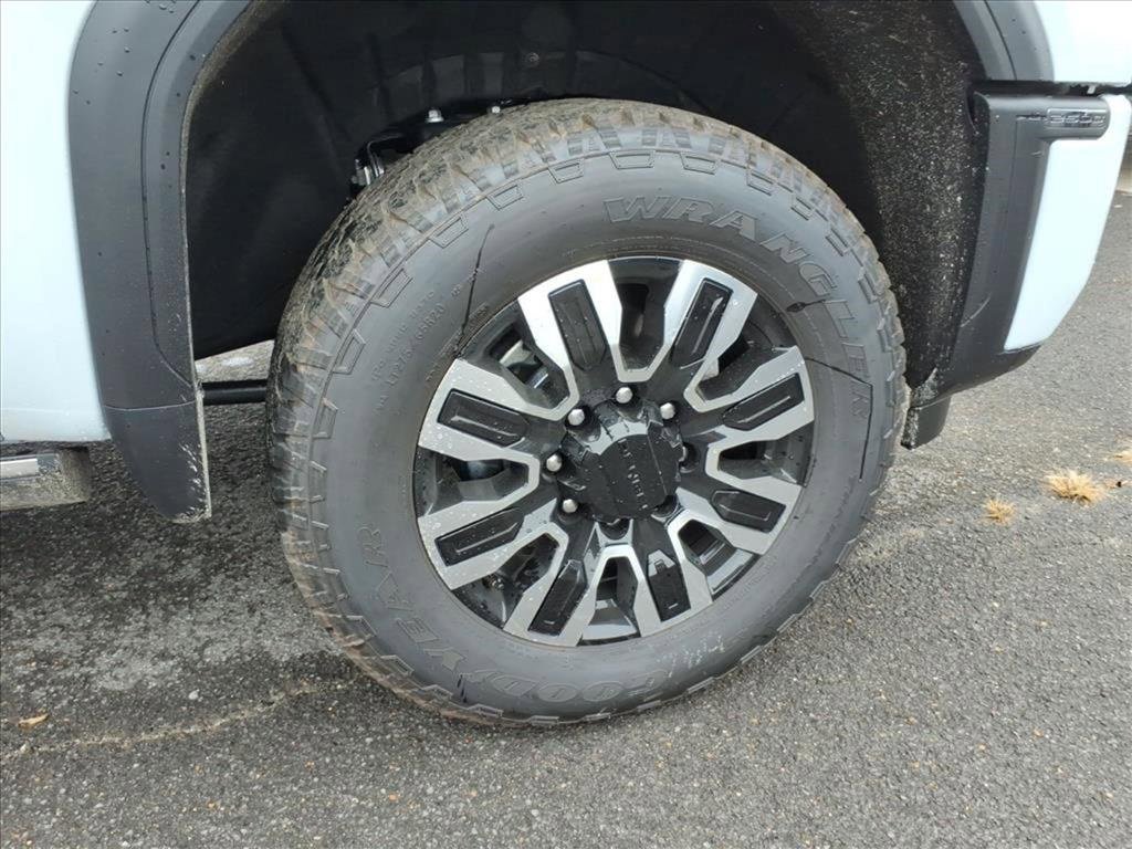 New 2026 GMC Sierra 2500 Denali Ultimate w/ Max Trailering Package image 9