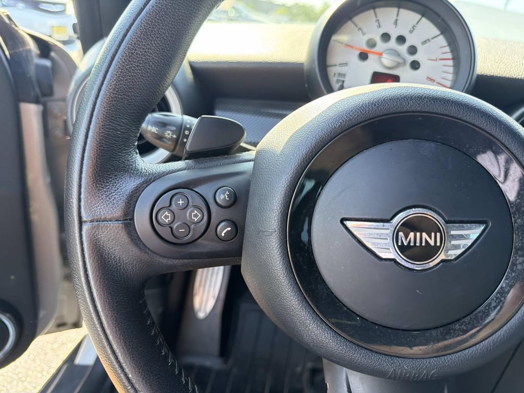 Used 2011 MINI Cooper S FWD image 18