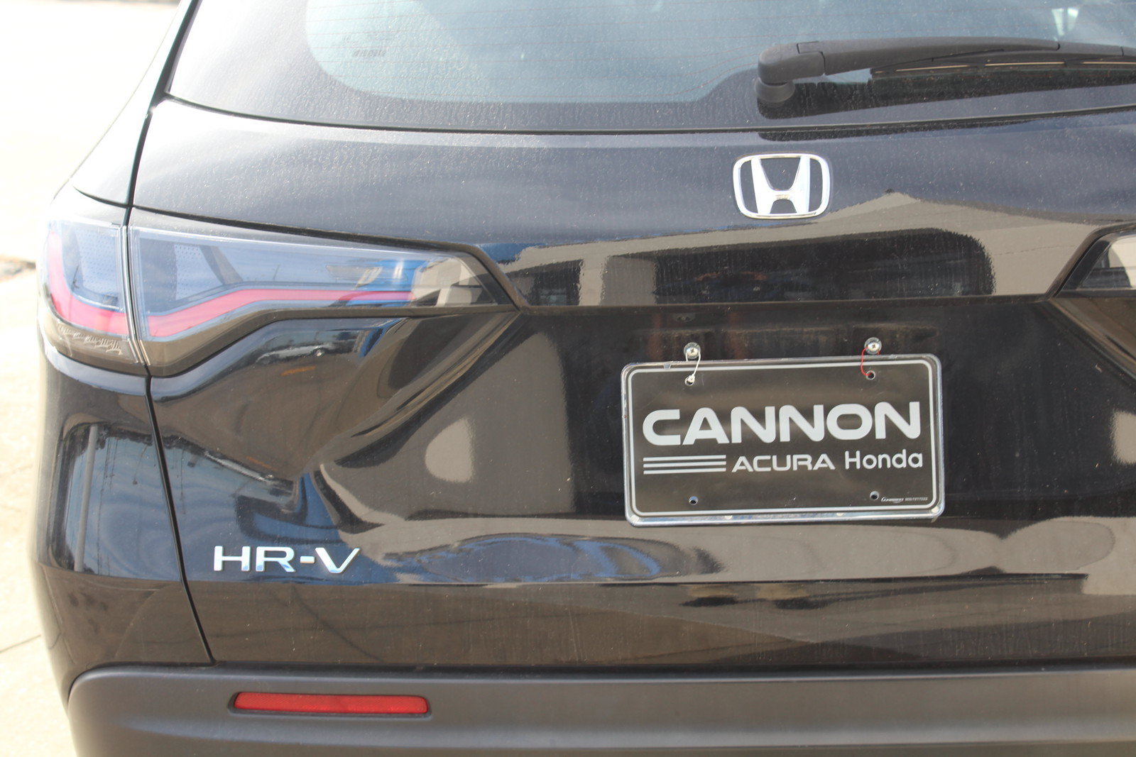 Used 2025 Honda HR-V LX image 4