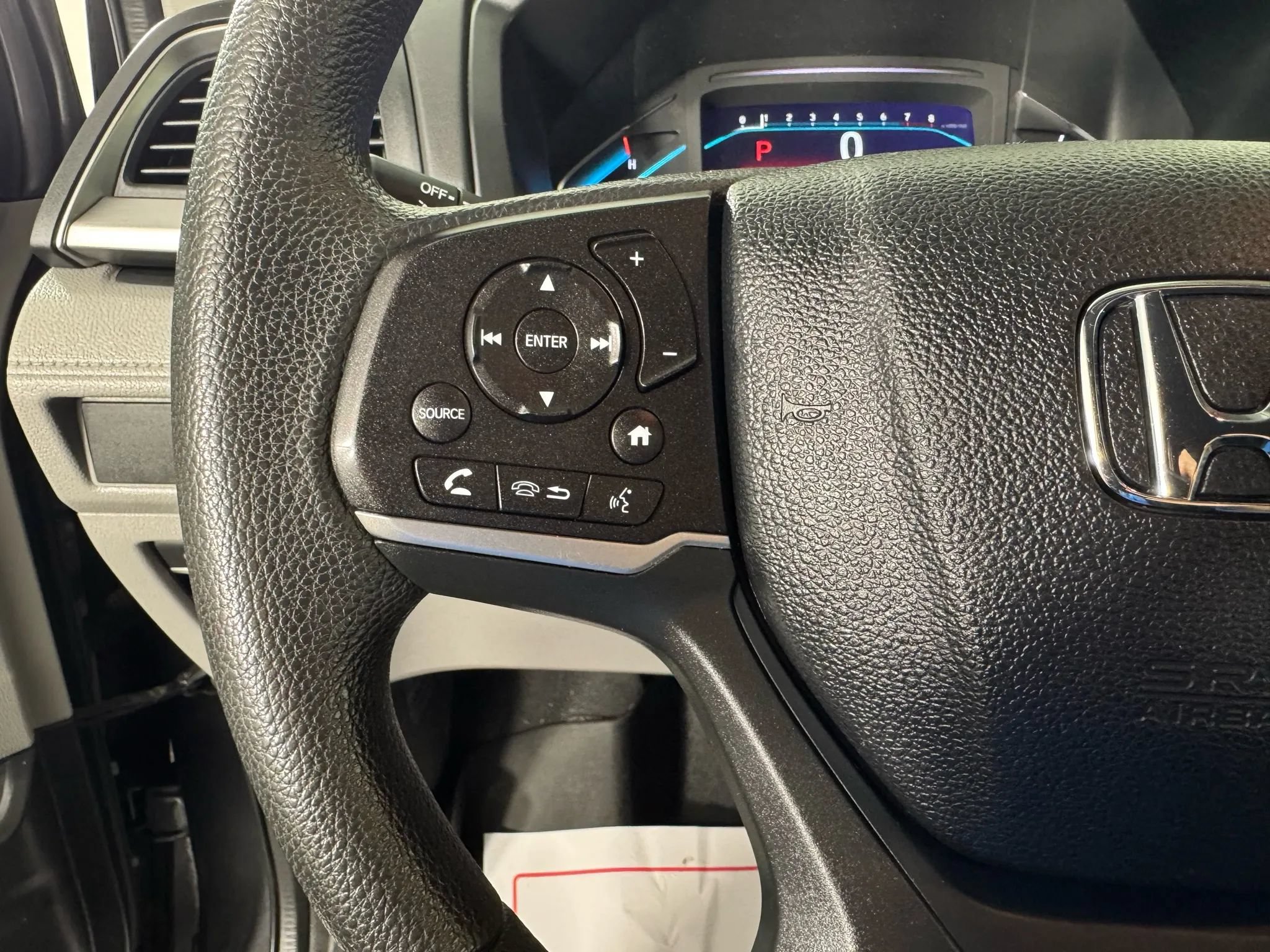 Used 2020 Honda Odyssey LX image 15