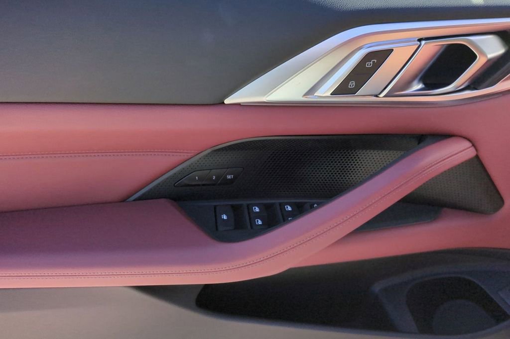 Used 2025 BMW 430i Convertible w/ M Sport Package image 23