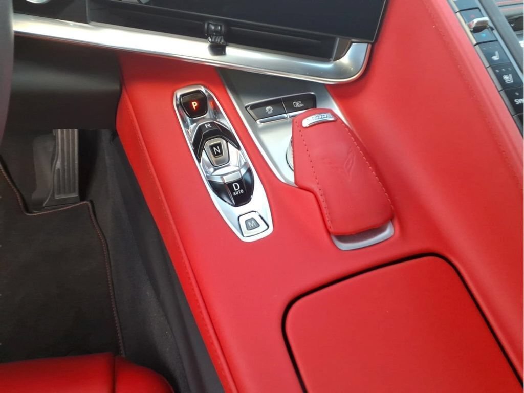 Used 2020 Chevrolet Corvette Stingray Preferred Cpe w/ 2LT Preferred Equipment Group RWD image 27