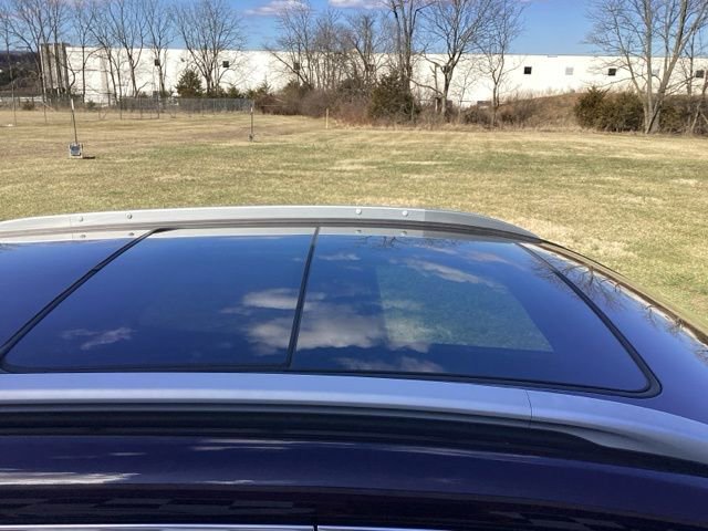 Used 2021 Buick Encore GX Essence w/ Experience Buick Package image 5