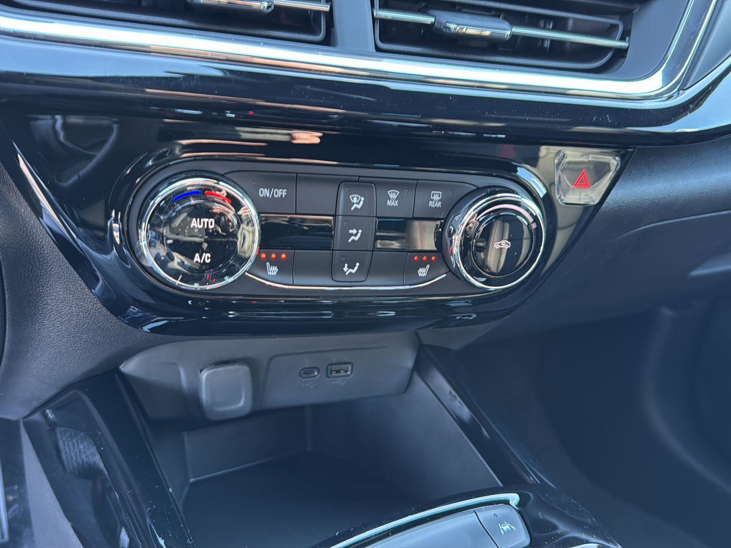 New 2026 Chevrolet Trax RS w/ Driver Confidence Package image 23