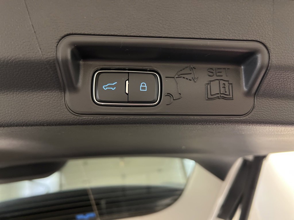 New 2026 Ford Explorer Platinum w/ LUX Leather Package image 39