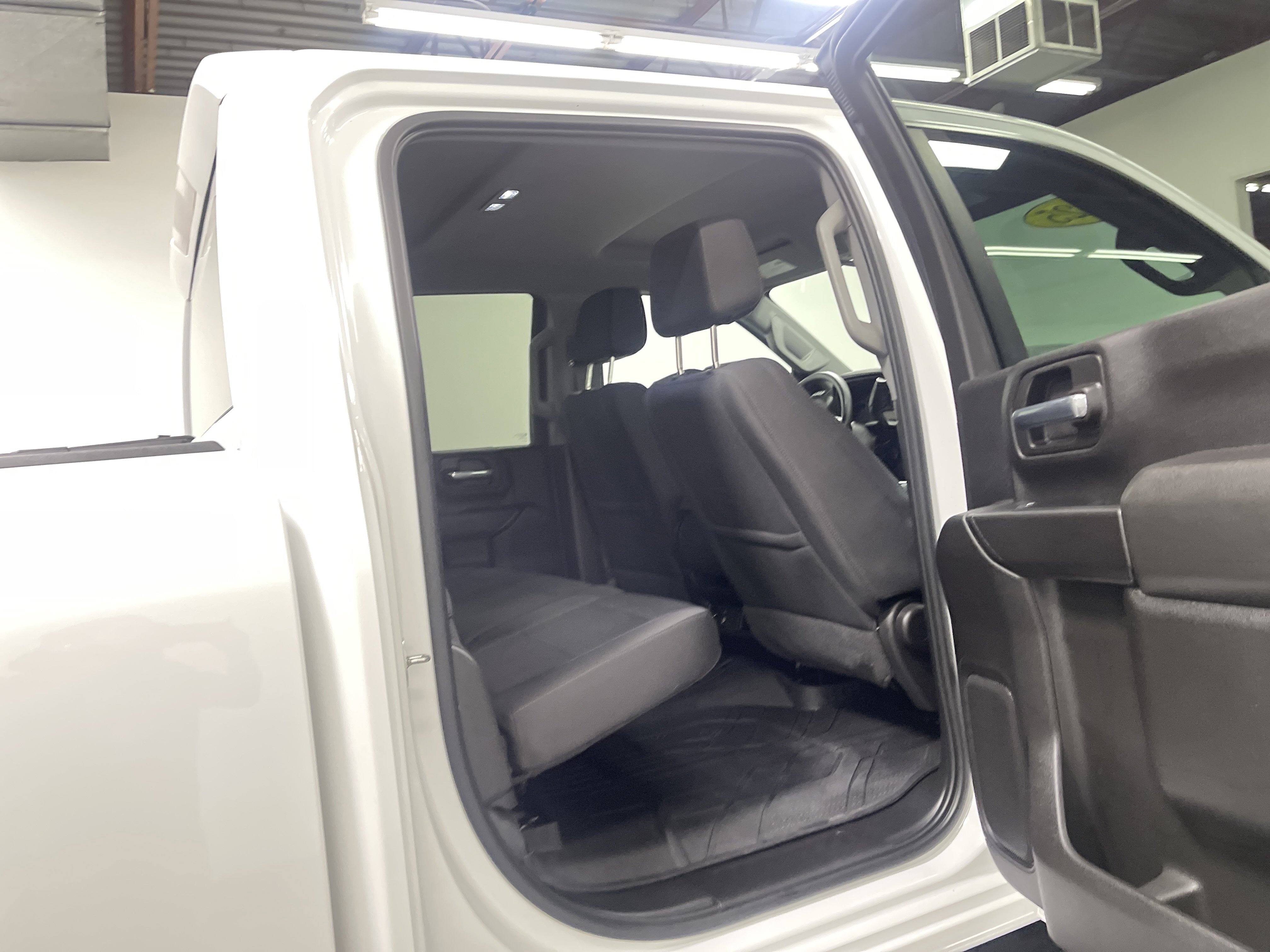 Used 2024 Chevrolet Silverado 2500 Custom w/ Custom Value Package image 19