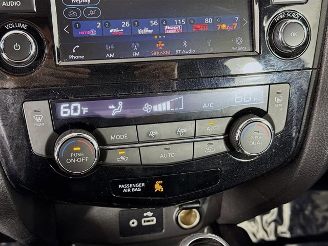 Certified 2022 Nissan Rogue Sport SV image 17