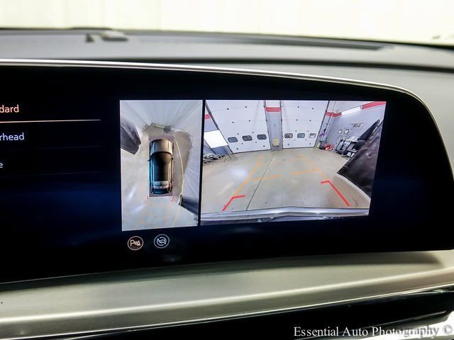 New 2025 Cadillac Lyriq Luxury w/ LPO, Floor Liner Package image 15