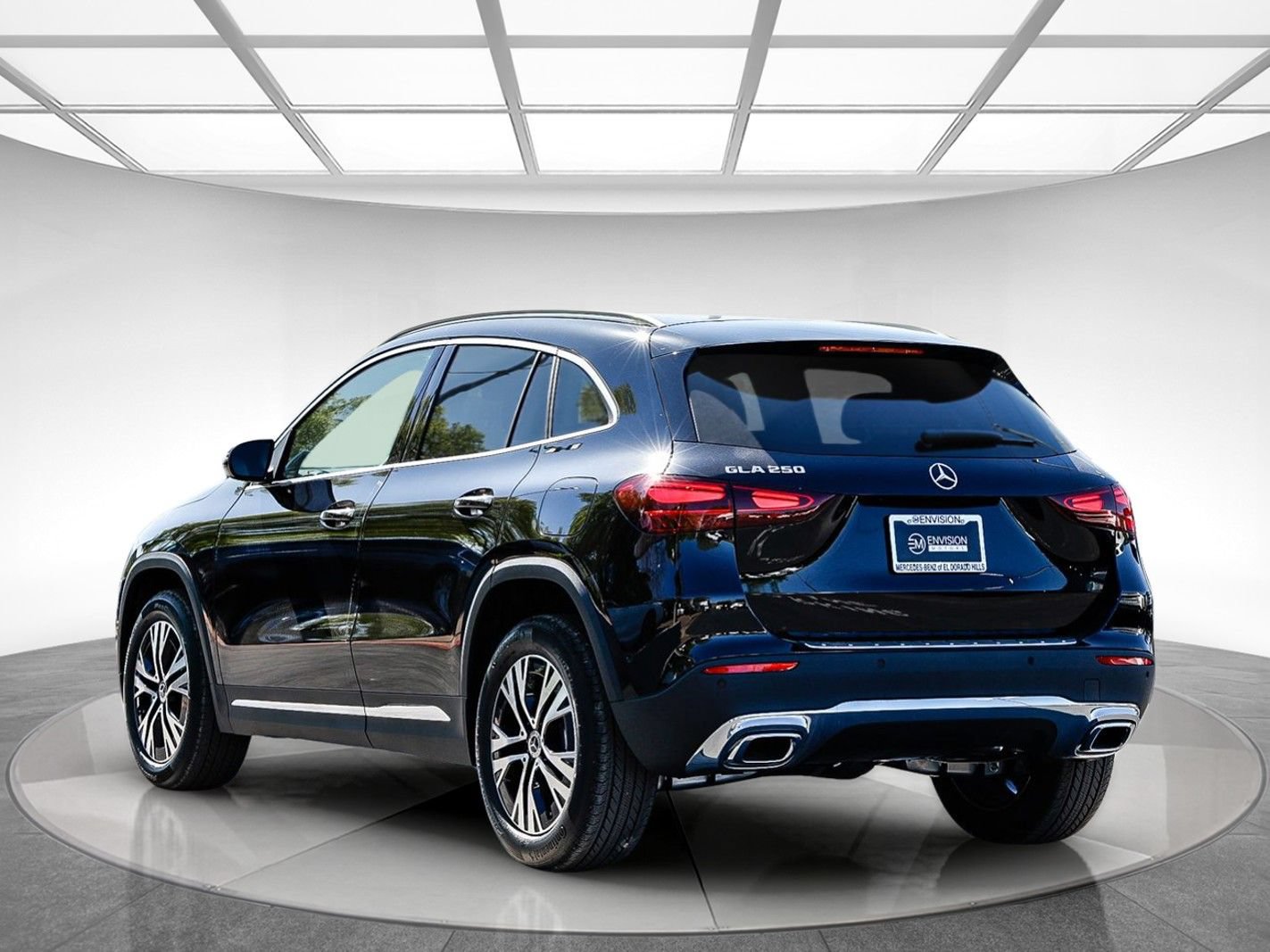 Used 2025 Mercedes-Benz GLA 250 image 2