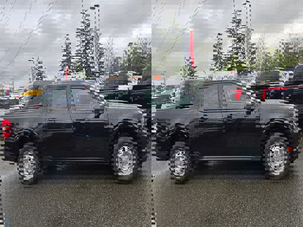 New 2026 Ford Maverick XL image 4