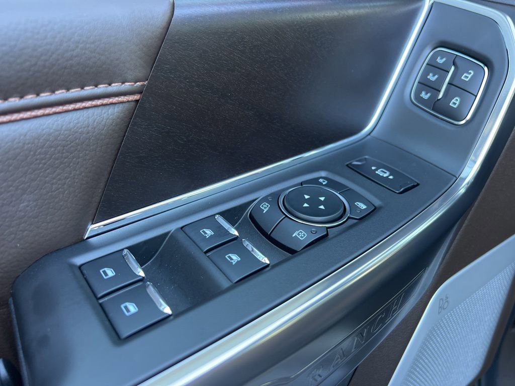 New 2026 Ford F250 King Ranch w/ Chrome Package image 15