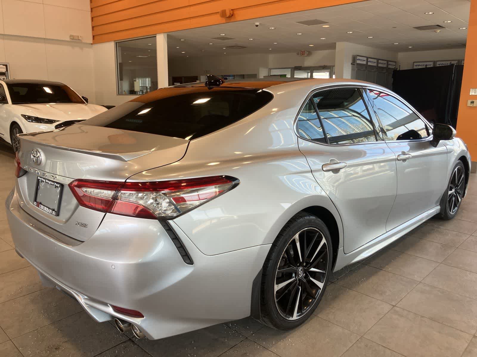 Used 2018 Toyota Camry FWD image 5