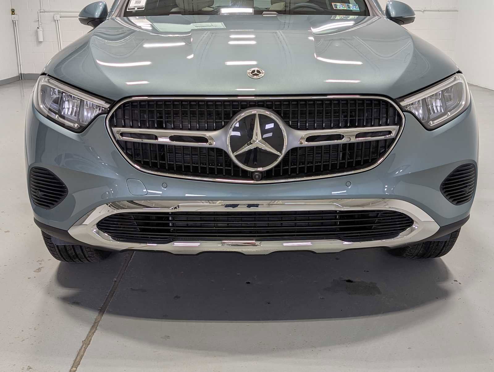 New 2026 Mercedes-Benz GLC 300 4MATIC image 2